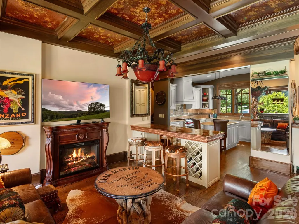 26 Village Oak Drive Arden NC 28704