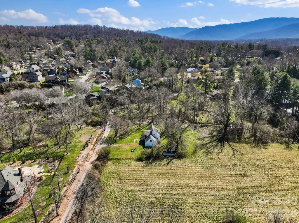 99999 New Haw Creek Road Asheville NC 28805