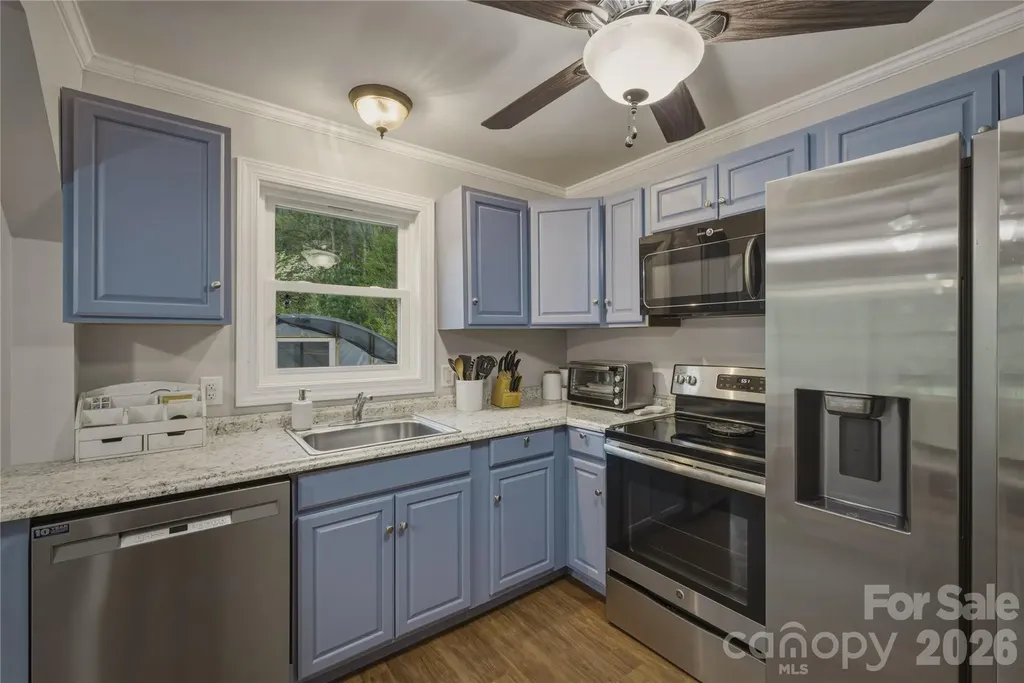6470 Stone Mountain Road Lenoir NC 28645