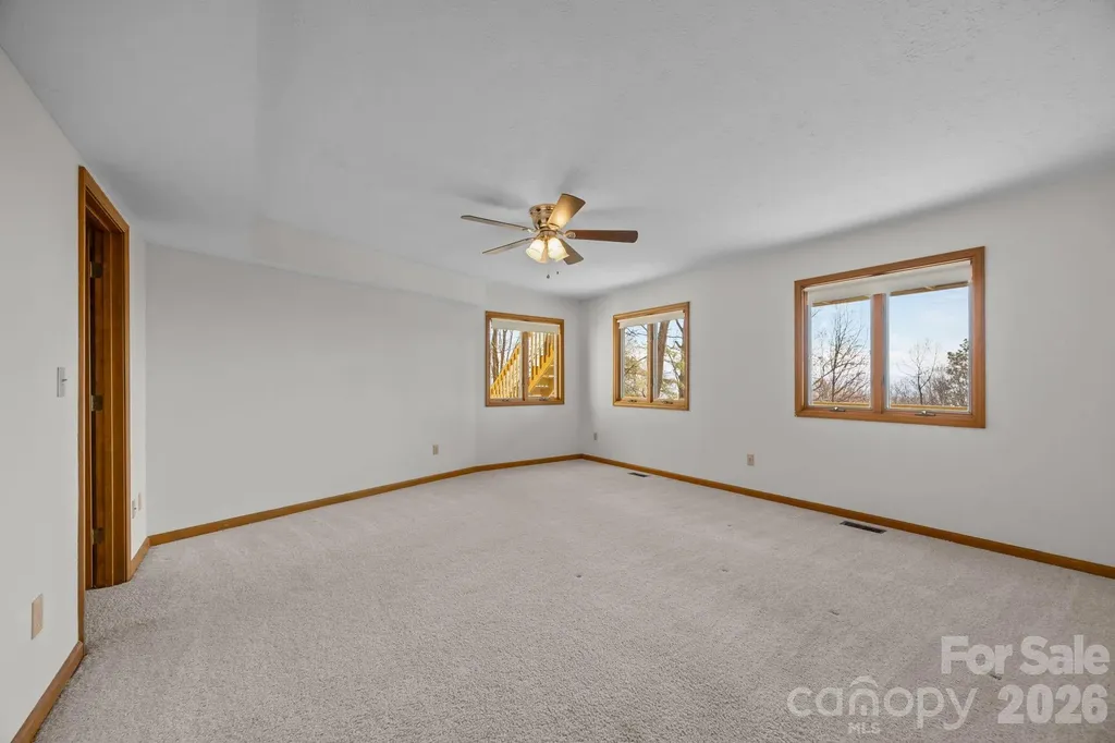 1105 High Vista Drive Mills River NC 28759