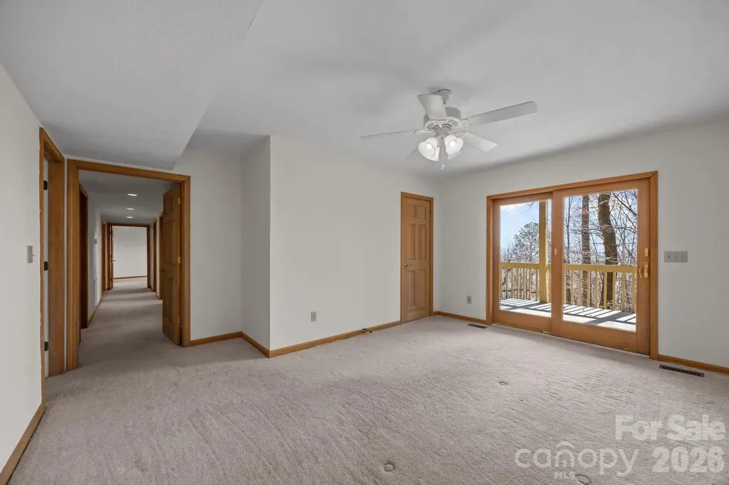 1105 High Vista Drive Mills River NC 28759
