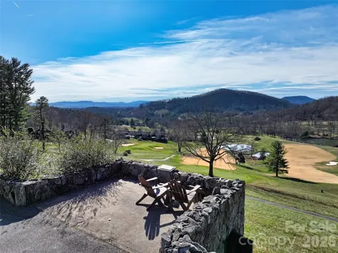 1105 High Vista Drive Mills River NC 28759