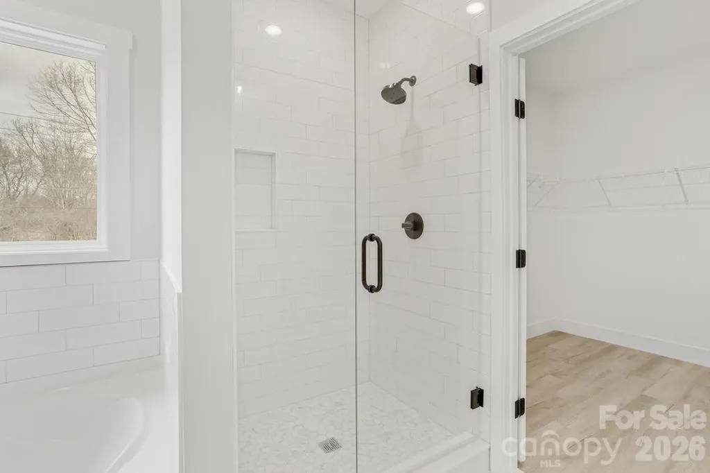 1500 Avalon Oaks Court Dallas NC 28034