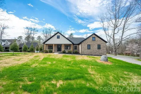 1500 Avalon Oaks Court Dallas NC 28034