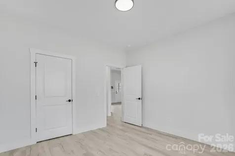 1500 Avalon Oaks Court Dallas NC 28034
