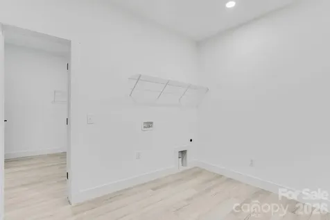 1500 Avalon Oaks Court Dallas NC 28034