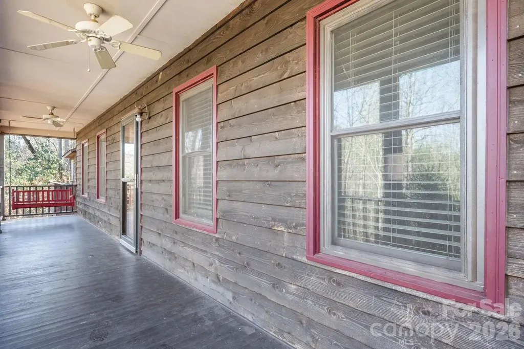 1481 Levi Lane Lenoir NC 28645
