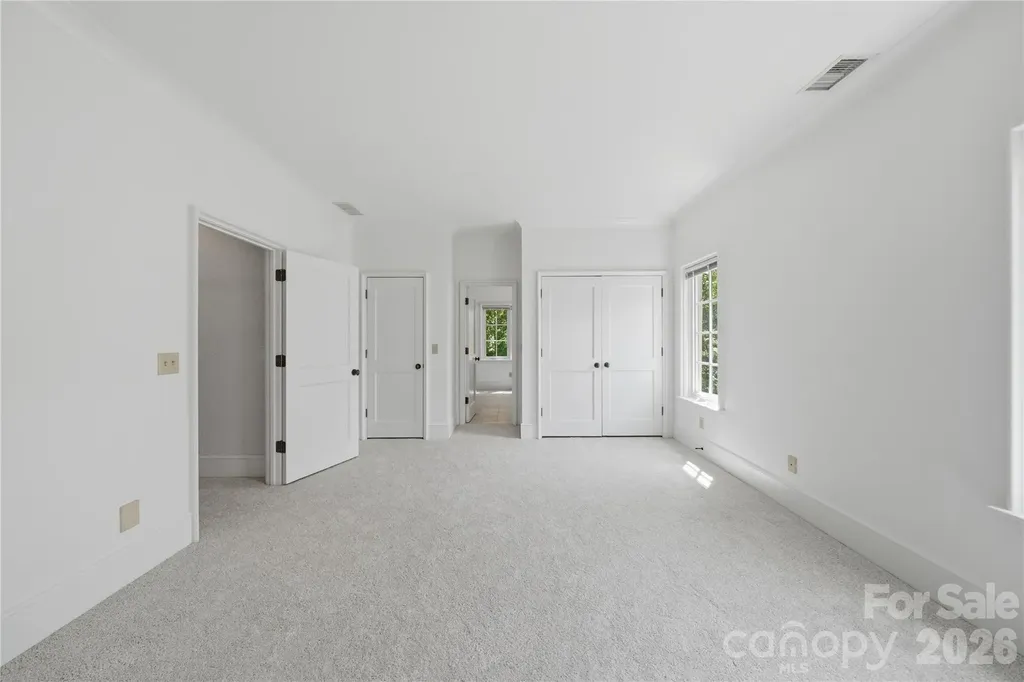 2418 La Maison Drive Charlotte NC 28226