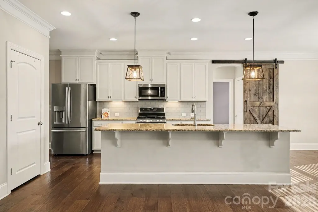 10885 Greenvale Drive Harrisburg NC 28075