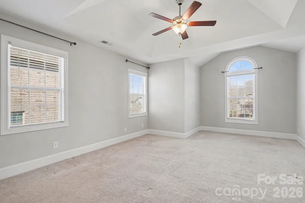 10885 Greenvale Drive Harrisburg NC 28075
