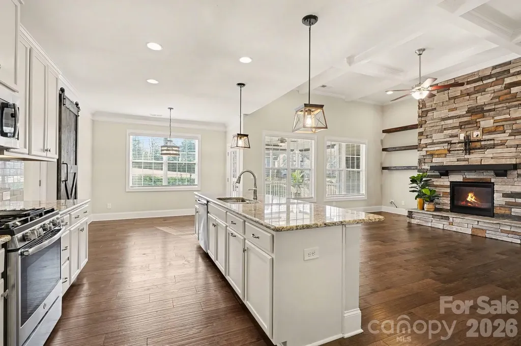 10885 Greenvale Drive Harrisburg NC 28075