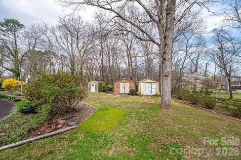 1724 2nd Avenue NW Hickory NC 28601