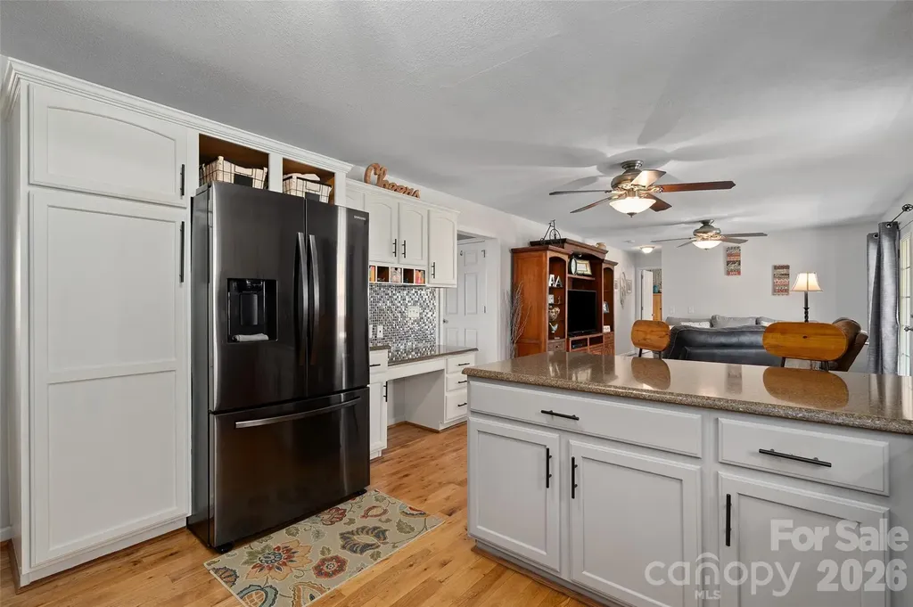 371 Ned Cove Road Waynesville NC 28785