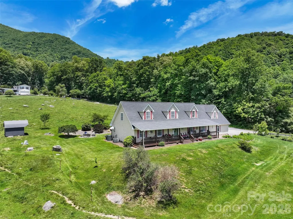 371 Ned Cove Road Waynesville NC 28785