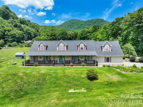 371 Ned Cove Road Waynesville NC 28785