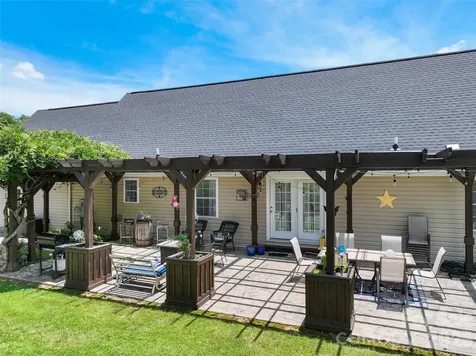 371 Ned Cove Road Waynesville NC 28785