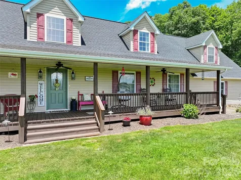 371 Ned Cove Road Waynesville NC 28785