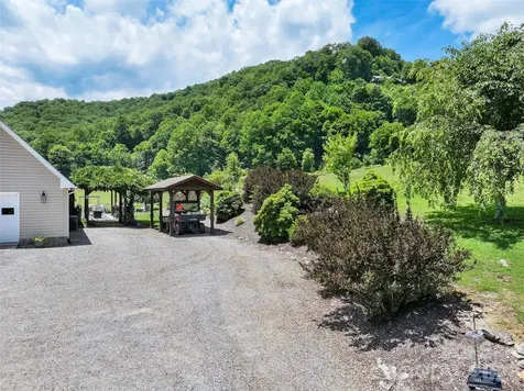 371 Ned Cove Road Waynesville NC 28785
