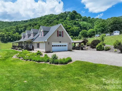 371 Ned Cove Road Waynesville NC 28785