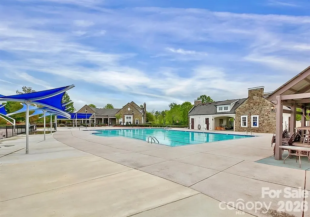 9740 Springholm Drive Charlotte NC 28278