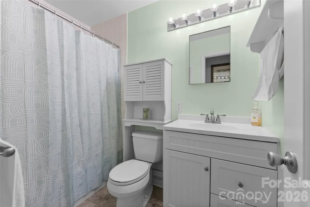 879 New Haw Creek Road Asheville NC 28805