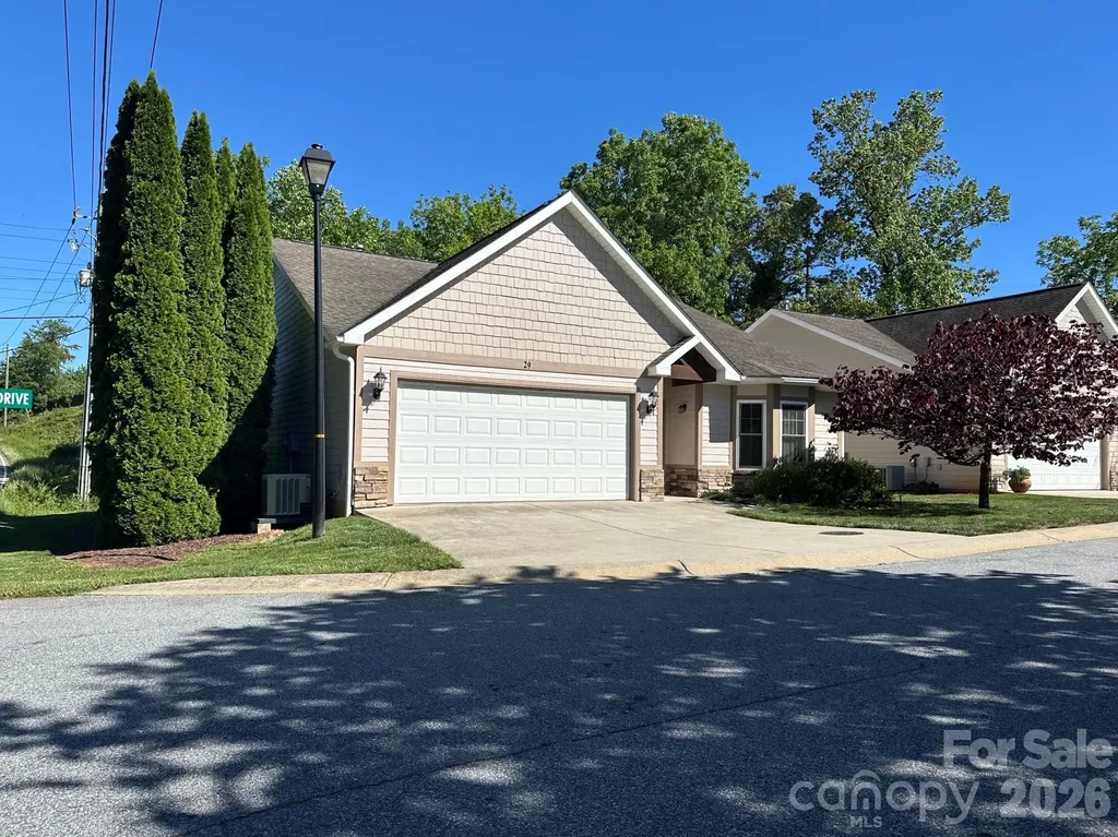 29 Kaylor Drive Arden NC 28704