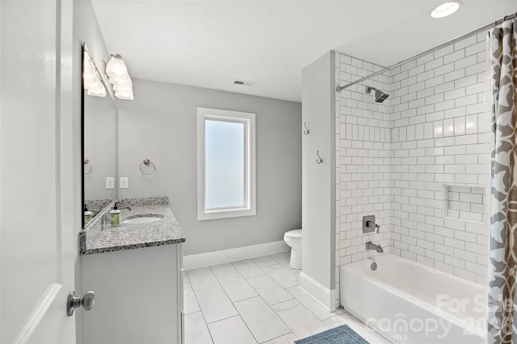 5904 Chalyce Lane Charlotte NC 28270