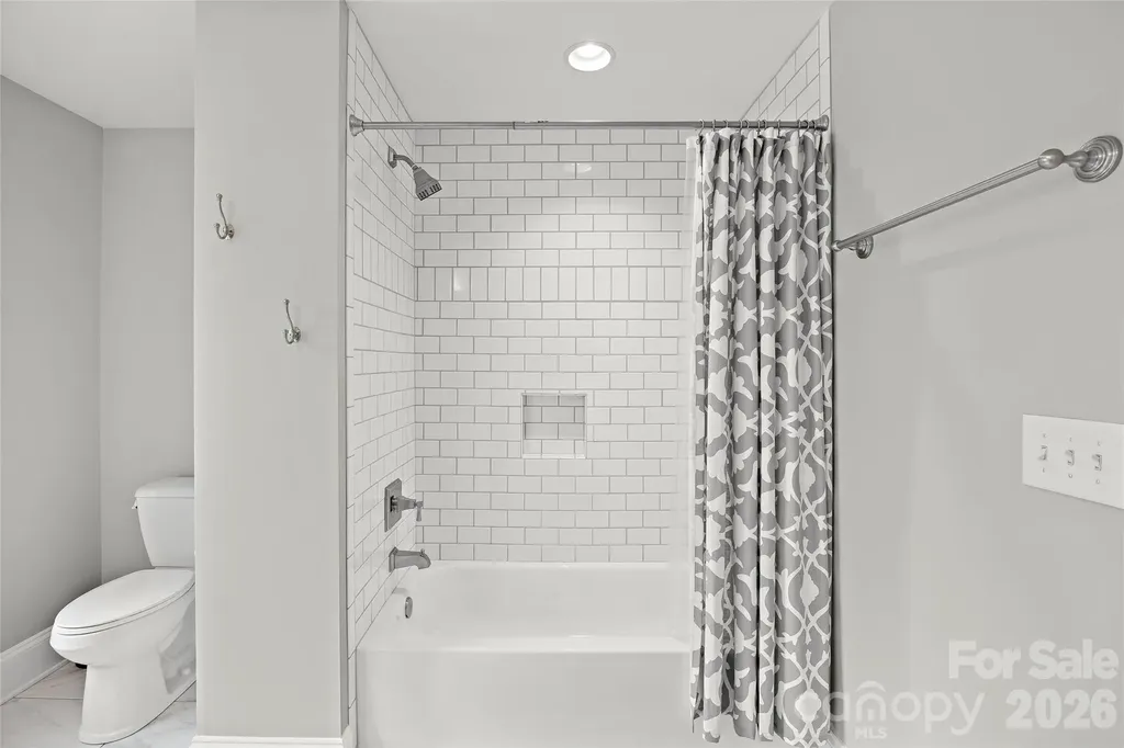 5904 Chalyce Lane Charlotte NC 28270