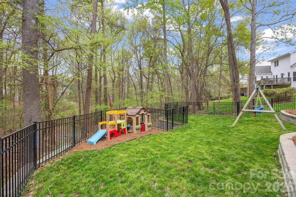 5904 Chalyce Lane Charlotte NC 28270