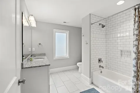 5904 Chalyce Lane Charlotte NC 28270