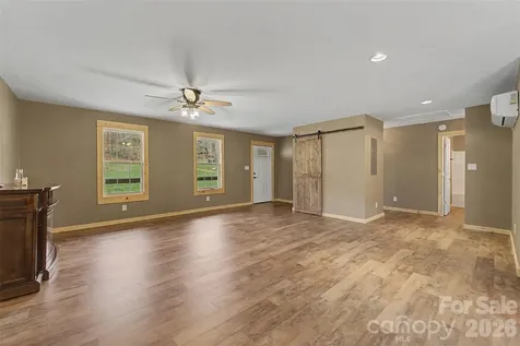 3240 Old Henson Cove Road Canton NC 28716