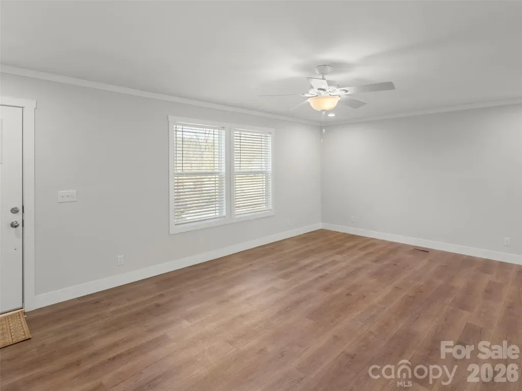502 Hutch Mountain Road Fletcher NC 28732