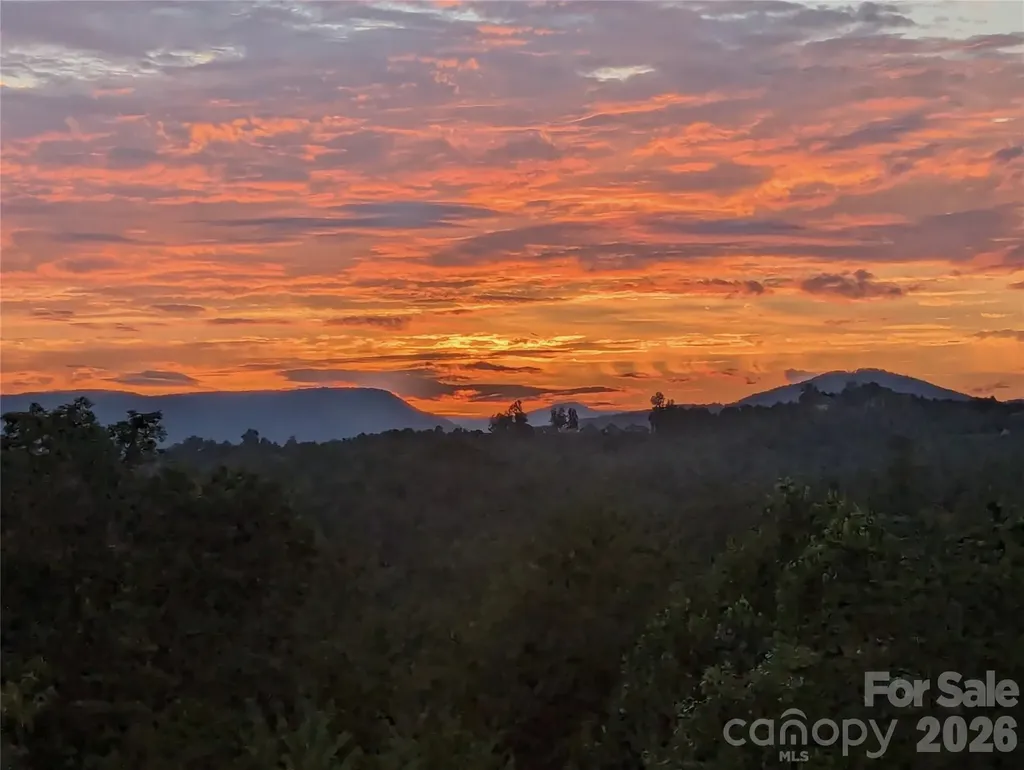 1510 High Valley Way Lenoir NC 28645