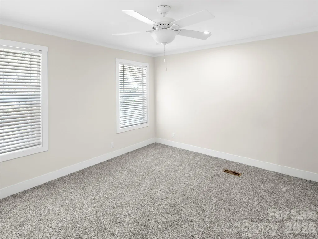 512 Hutch Mountain Road Fletcher NC 28732