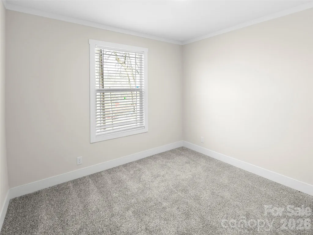 512 Hutch Mountain Road Fletcher NC 28732