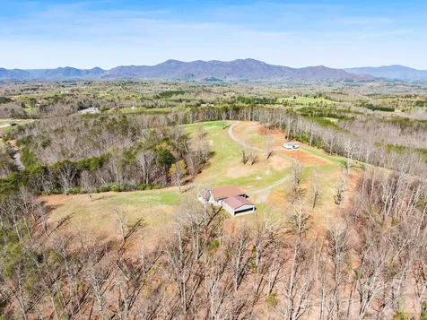 25 Preservation Trail Columbus NC 28722