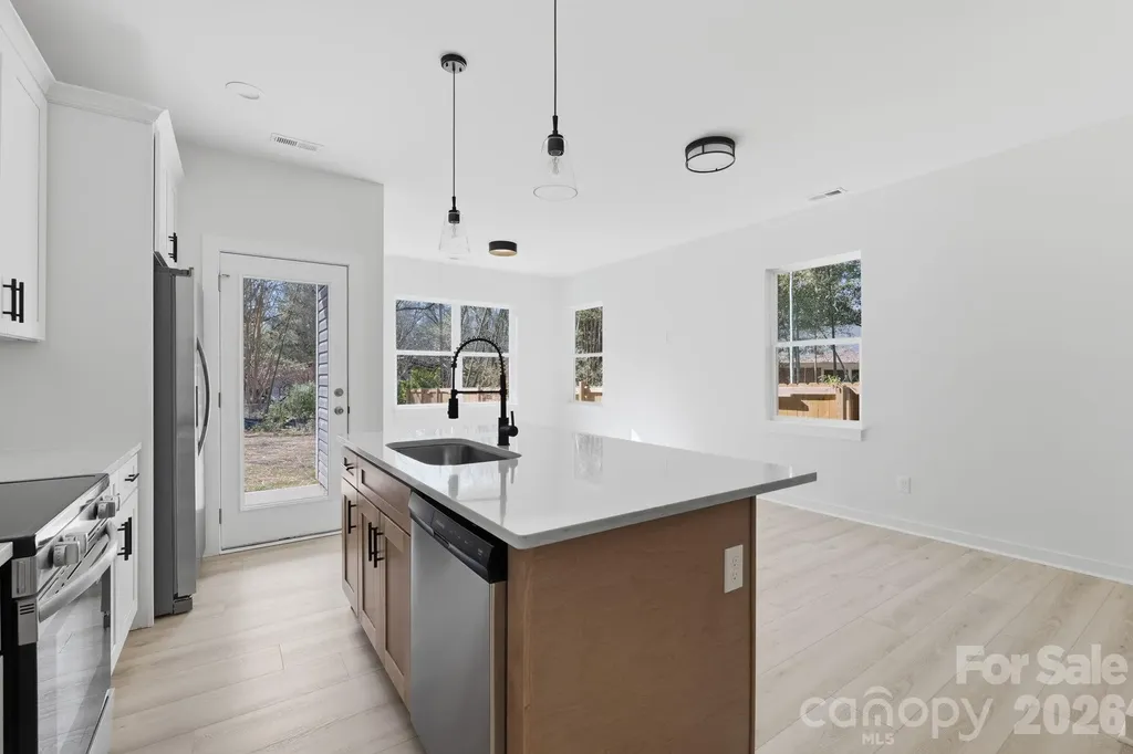 659 Stillgreen Lane Charlotte NC 28214