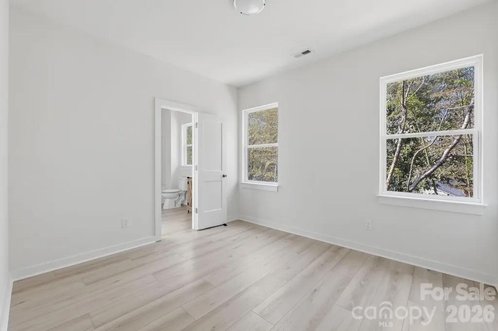 659 Stillgreen Lane Charlotte NC 28214