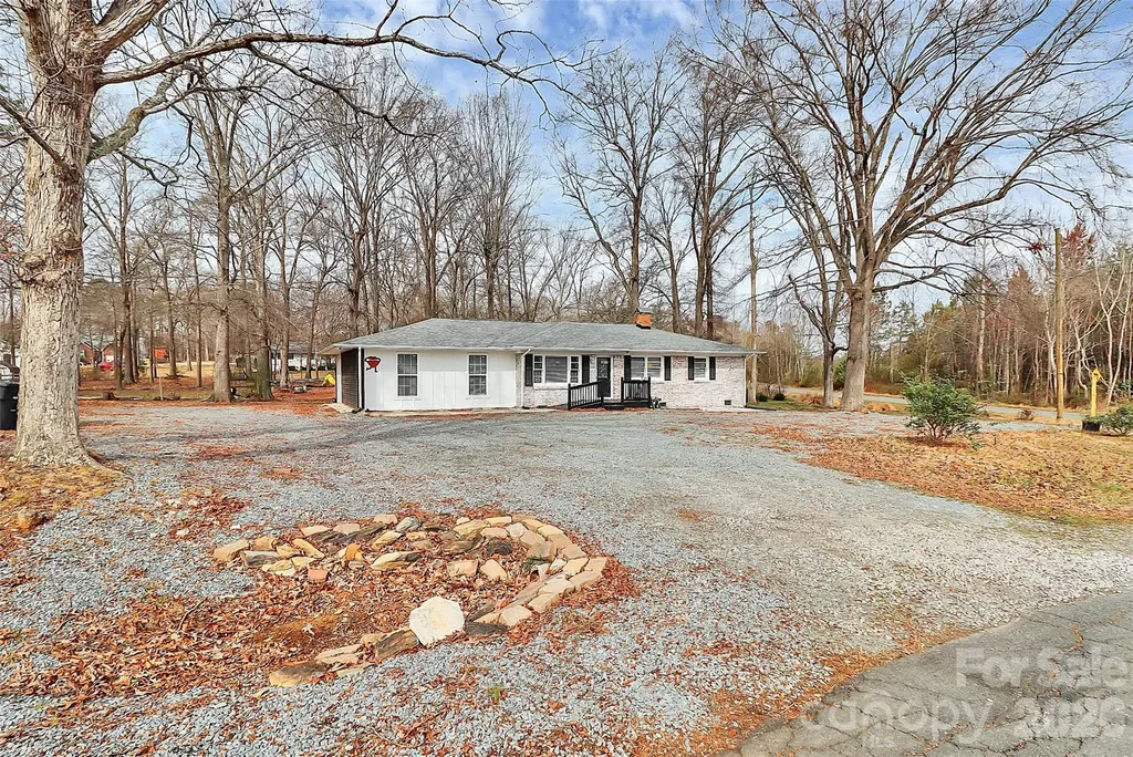 2015 Overhill Drive Monroe NC 28110