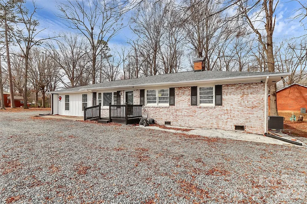 2015 Overhill Drive Monroe NC 28110