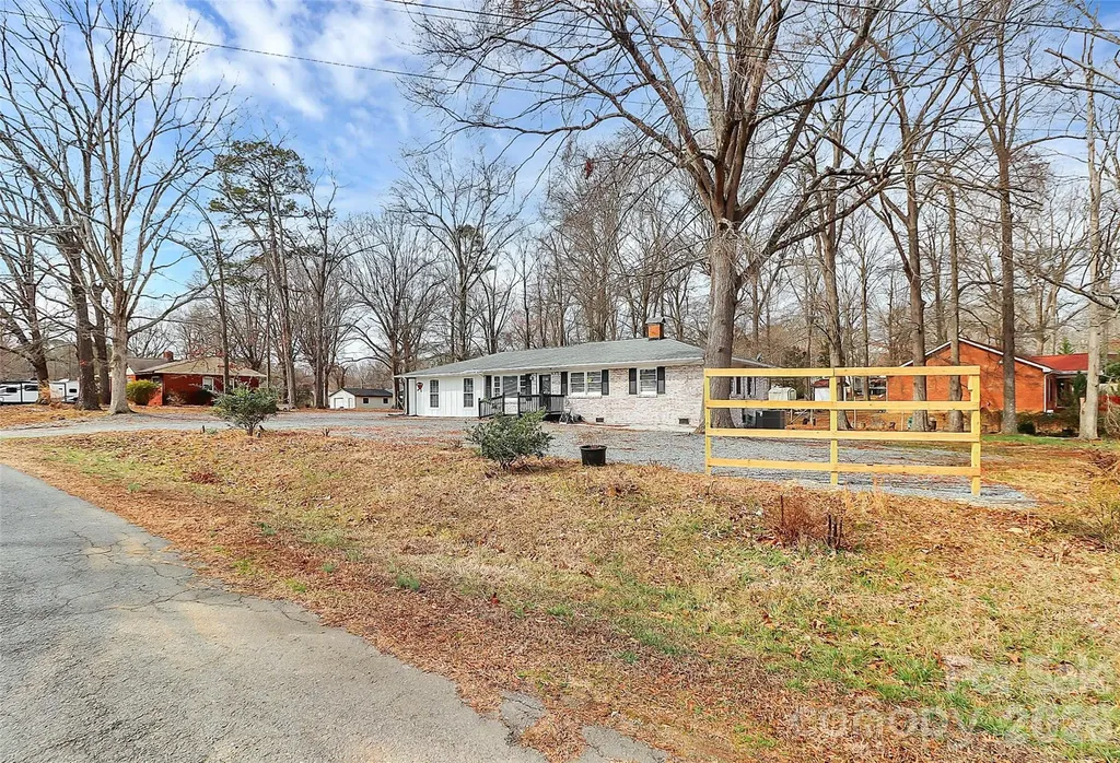 2015 Overhill Drive Monroe NC 28110