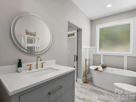 636 Crystal Heights Drive Hendersonville NC 28739