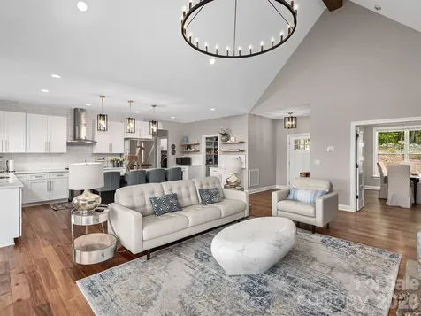 636 Crystal Heights Drive Hendersonville NC 28739