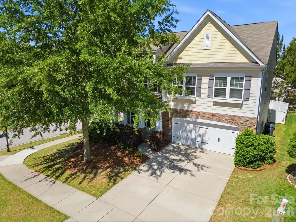 1037 Pennington Drive Lancaster SC 29720