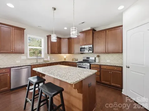 1037 Pennington Drive Lancaster SC 29720
