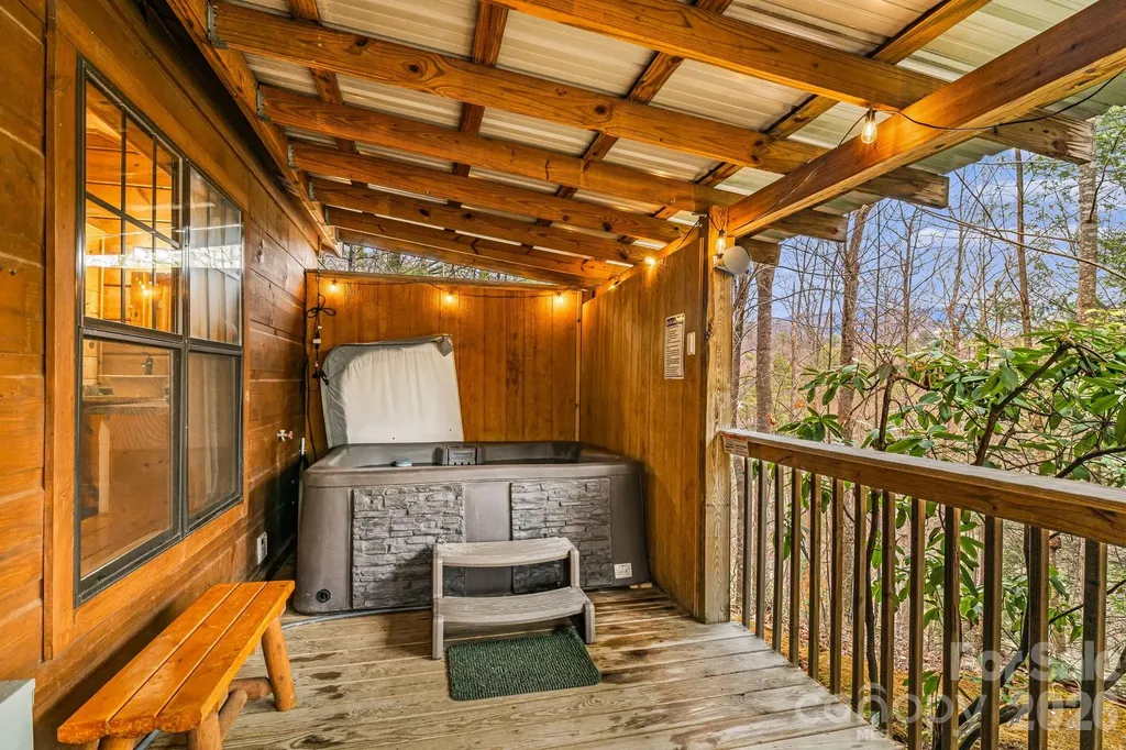 5830 Nc 209 Highway Hot Springs NC 28743