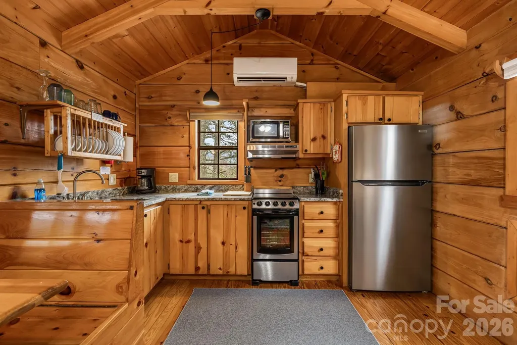 5830 Nc 209 Highway Hot Springs NC 28743