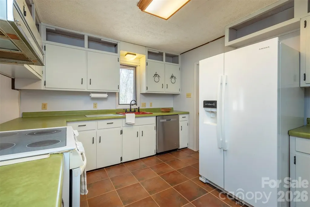 118 Richard Lane Black Mountain NC 28711