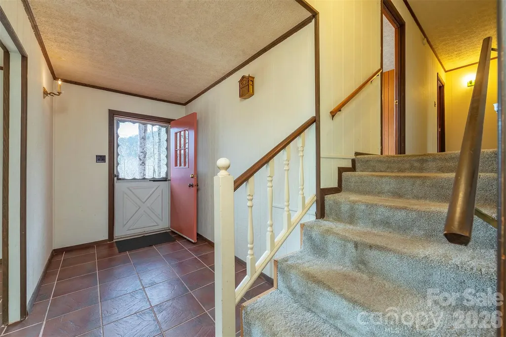 118 Richard Lane Black Mountain NC 28711