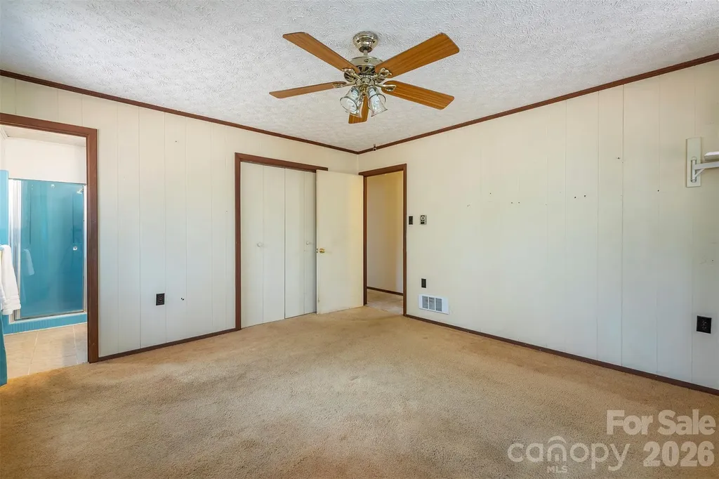 118 Richard Lane Black Mountain NC 28711